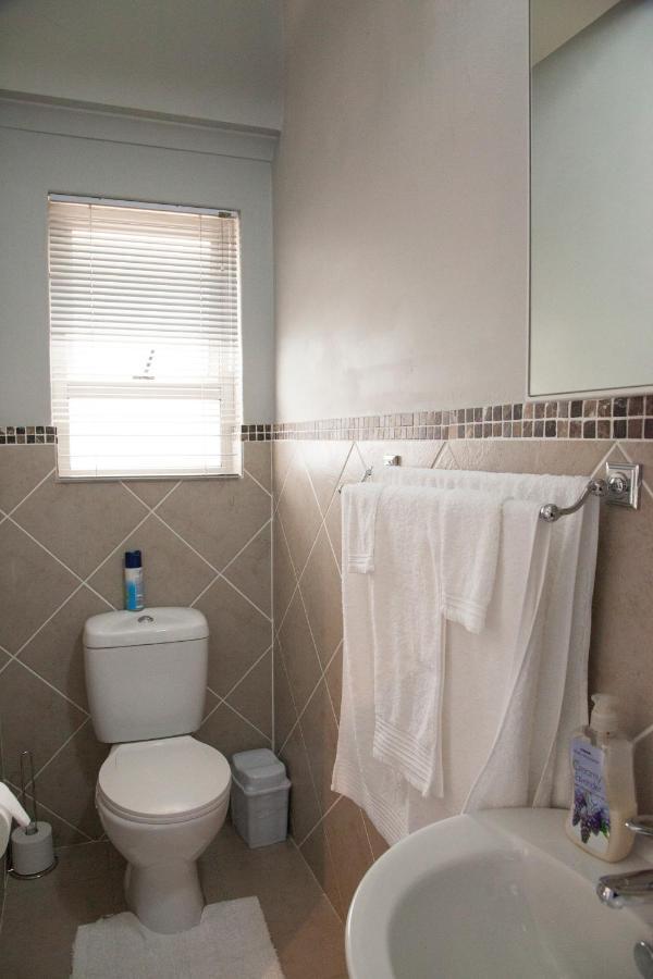 D'Urbanmist Self-Catering Guest House Дурбанвиль Экстерьер фото